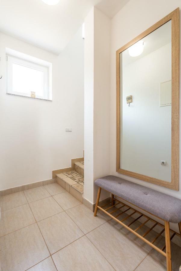 Julija Apartment Dramalj Exterior photo
