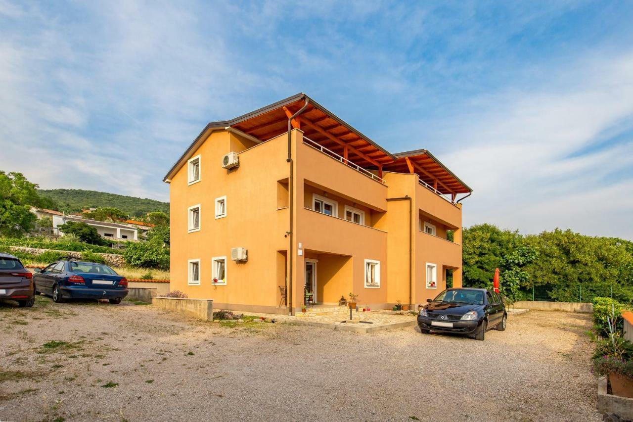 Julija Apartment Dramalj Exterior photo